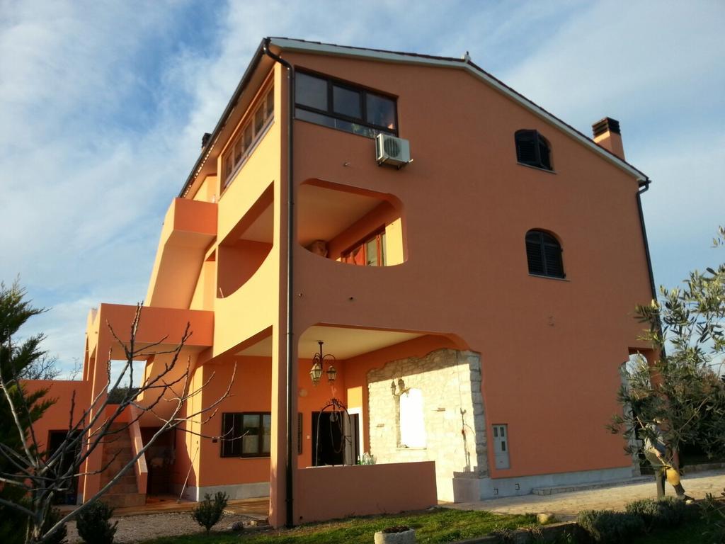 Apartment Rojnic Galižana Buitenkant foto